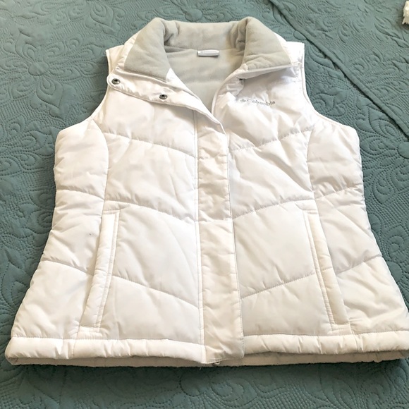 Columbia Jackets & Blazers - COLUMBIA PUFFER VEST...medium